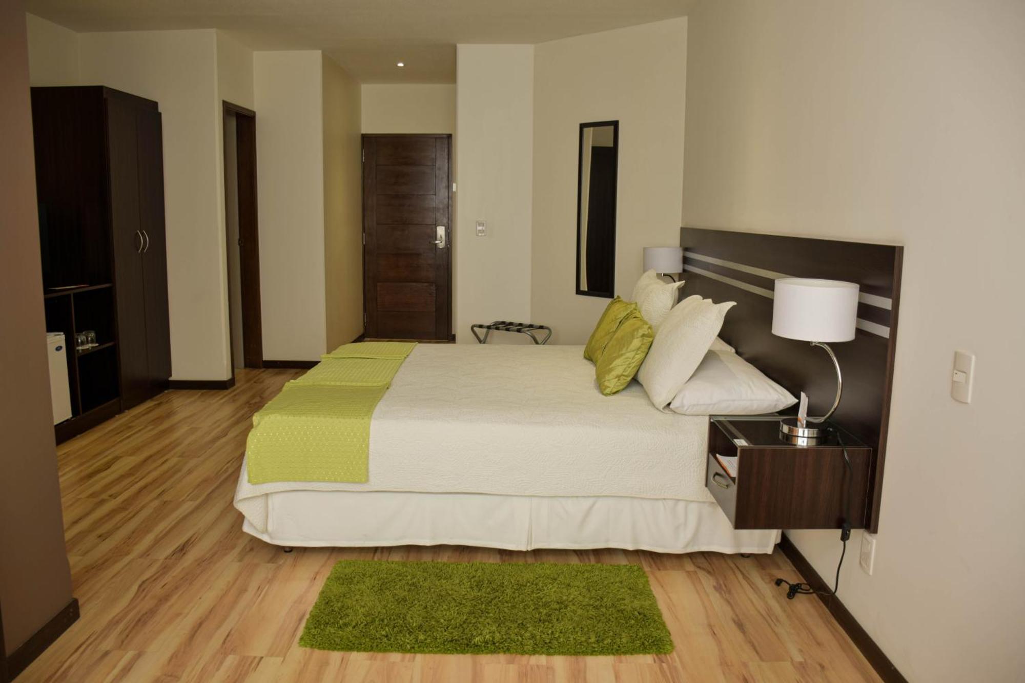 Hotel NC La Paz Esterno foto
